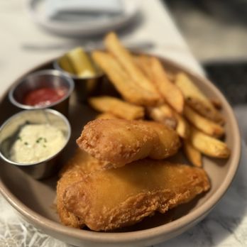 The Ellwood - Fish & chips - Breakfast & Brunch Near Me - Goleta, California The Ellwood - Fish & chips - Breakfast & Brunch Near Me - Goleta, California