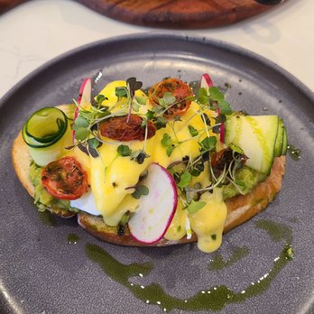 Fig & Ginger - Avocado toast, yum - Breakfast & Brunch Near Me - Honolulu, Hawaii