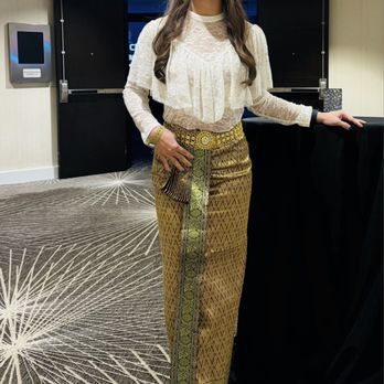 The Phukaw - Thai traditional dress - Traditional Clothing Near Me - Los Angeles, California The Phukaw - Thai traditional dress - Traditional Clothing Near Me - Los Angeles, California