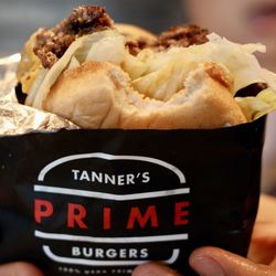 Tanner’s Prime Burgers - Double smash burger