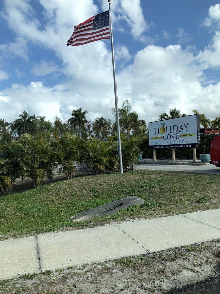 HOLIDAY COVE RV RESORT Updated September 2024 11900 Cortez Rd W