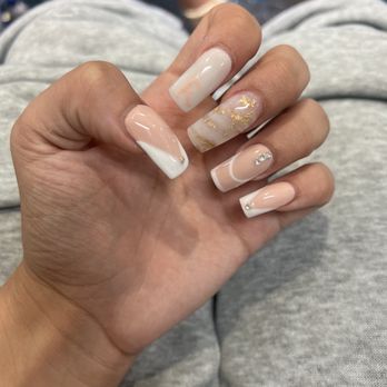 Xpo Nails & Spa - What she got (this is not $120 job) even worse when they tried to fix it. Thick and dented, Pitiful!!! - Nail Salons Near Me - Cape Coral, Florida Xpo Nails & Spa - What she got (this is not $120 job) even worse when they tried to fix it. Thick and dented, Pitiful!!! - Nail Salons Near Me - Cape Coral, Florida
