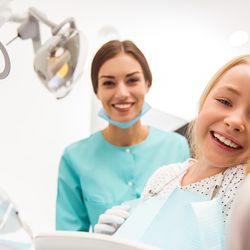 Hashwi Dental
