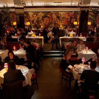 Monkey Bar - Dining Room - American Near Me - New York, New York Monkey Bar - Dining Room - American Near Me - New York, New York