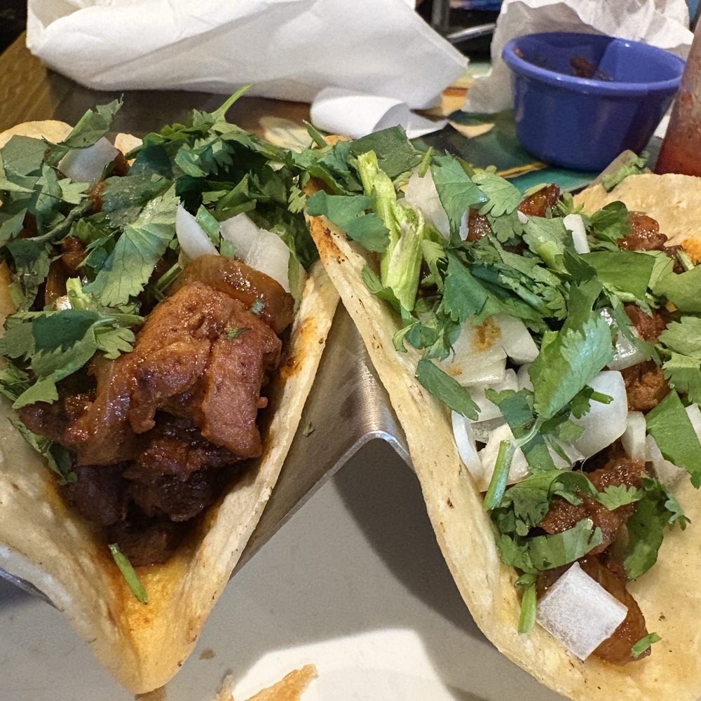 Tacos Dinner - Al Pastor (comes with three tacos, a sauced rice and beans) Tacos Dinner - Al Pastor (comes with three tacos, a sauced rice and beans)