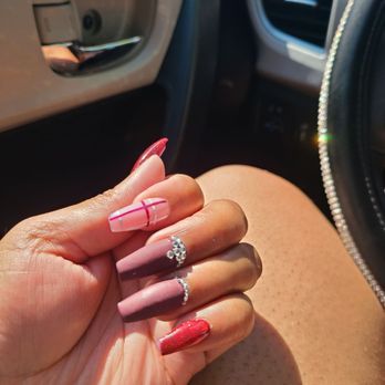 Paris's Nails & Spa - Nail Salons Near Me - Houston, Texas Paris's Nails & Spa - Nail Salons Near Me - Houston, Texas