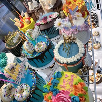 Something Sweet by Maddie Lu - Some of the most modern, adorable variety of cakes that you can find anywhere in town. There are many flavors, something for everyone! - Desserts Near Me - Coon Rapids, Minnesota Something Sweet by Maddie Lu - Some of the most modern, adorable variety of cakes that you can find anywhere in town. There are many flavors, something for everyone! - Desserts Near Me - Coon Rapids, Minnesota