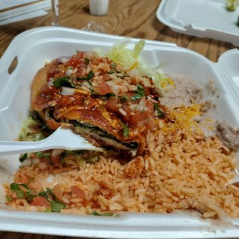 Ramires Mexican Food - Chili Relleno Combo Plate Comes with Spanish rice, refried beans, & warm tortillas. - Food Trucks Near Me - Belgrade, Montana Ramires Mexican Food - Chili Relleno Combo Plate Comes with Spanish rice, refried beans, & warm tortillas. - Food Trucks Near Me - Belgrade, Montana
