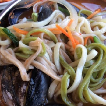 Halmae Noodle - 3 different types of noodle - plain, yam and spinach noodles in one - Korean Near Me - Palisades Park, New Jersey Halmae Noodle - 3 different types of noodle - plain, yam and spinach noodles in one - Korean Near Me - Palisades Park, New Jersey