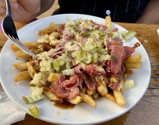 The Wolf’s Den by null