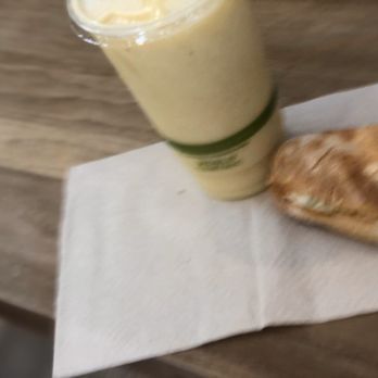 Tucker & Bevvy - Caprese sandwich and tropical storm smoothie - Breakfast & Brunch Near Me - Honolulu, Hawaii Tucker & Bevvy - Caprese sandwich and tropical storm smoothie - Breakfast & Brunch Near Me - Honolulu, Hawaii