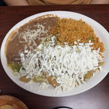 Las Lomas Restaurant - Chilaquiles Norteños - Mexican Near Me - Sylmar, California Las Lomas Restaurant - Chilaquiles Norteños - Mexican Near Me - Sylmar, California