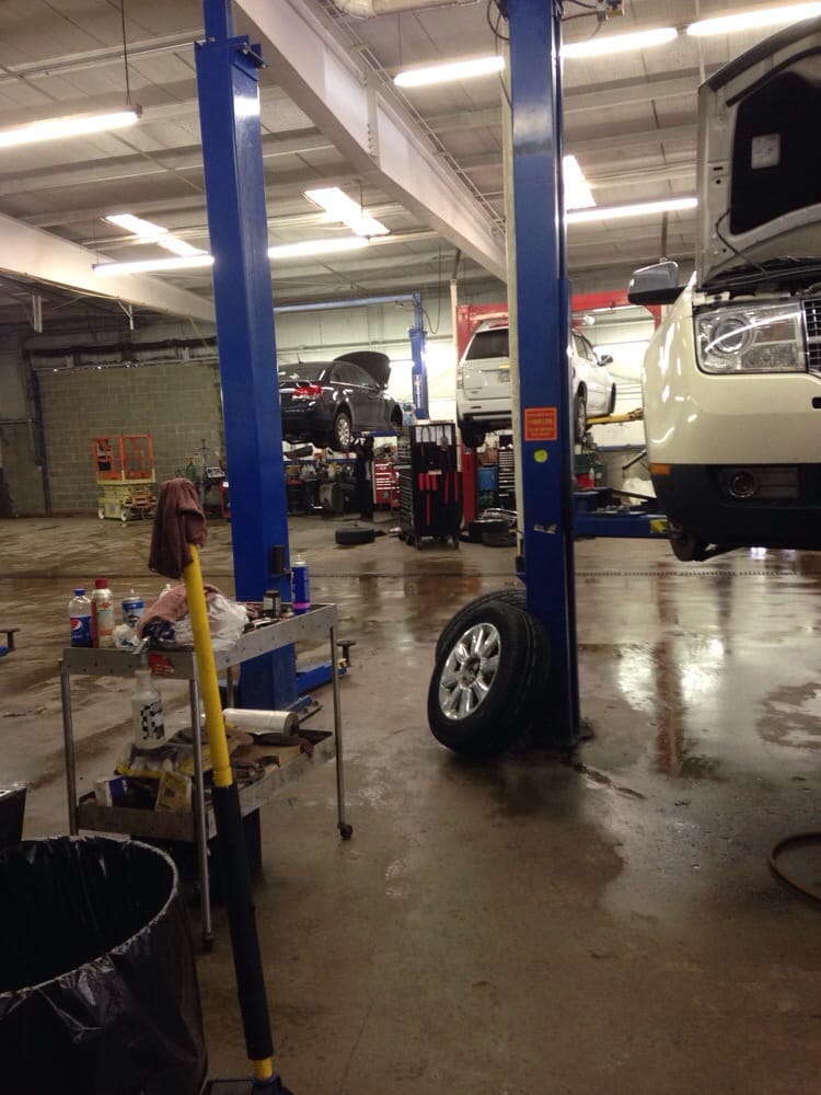 DAY CENTENNIAL CHEVROLET SERVICE Updated August 2024 5209