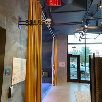 Moxy Oakland Downtown - Stage/vibe space - Hotels Near Me - Oakland, California