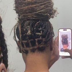 Momma's Hair Braiding - Cricked parts