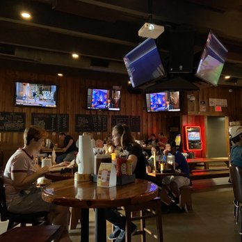 Hole In The Wall - Indoor seating - American Near Me - Miami, Florida Hole In The Wall - Indoor seating - American Near Me - Miami, Florida