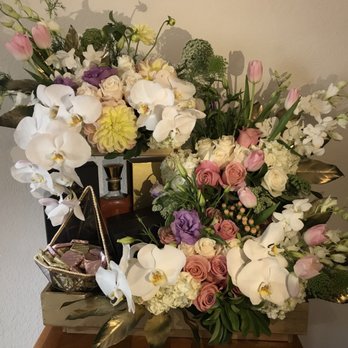 Little Bee Flowers - The beautiful arrangement! (Cognac and chocolate not included, but the chocolate basket is!) - Florists Near Me - Glendale, California Little Bee Flowers - The beautiful arrangement! (Cognac and chocolate not included, but the chocolate basket is!) - Florists Near Me - Glendale, California