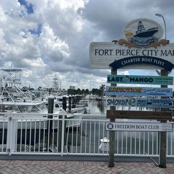 Crabby's Dockside Ft. Pierce - Seafood Near Me - Ft. Pierce, Florida