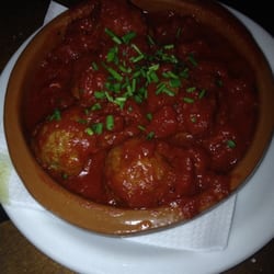 La Cubanita - Gehaktbalketjes in tomatensaus