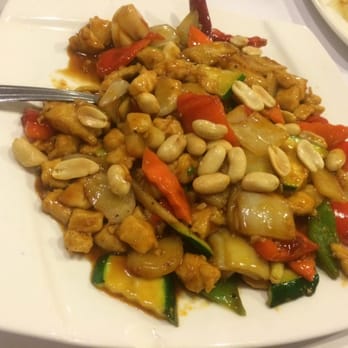 Sweet Mango - Kung Pao Chicken! Good stuff! Go get it. - Burmese Near Me - San Jose, California