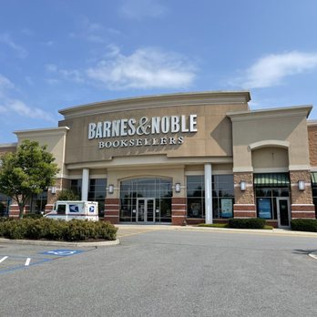 Barnes & Noble - Outside - Bookstores Near Me - Lynchburg, Virginia Barnes & Noble - Outside - Bookstores Near Me - Lynchburg, Virginia