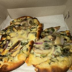 Mushroom Red Onion Pizza