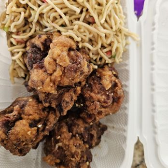 Mitsu-Ken Okazu and Catering - Noodles and garlic chicken - Japanese Near Me - Honolulu, Hawaii