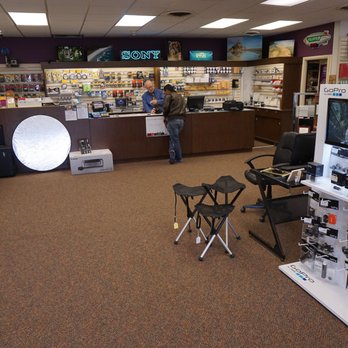 Foto Forum - Check out counter - Photography Stores & Services Near Me - Phoenix, Arizona Foto Forum - Check out counter - Photography Stores & Services Near Me - Phoenix, Arizona