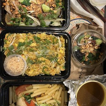 NoodleBird - Chili Peanut Noodle, Smoky, Spicy Chicken Fried Rice, Smoky Chicken Mac Soup, Spicy Cucumbers - Asian Fusion Near Me - Chicago, Illinois