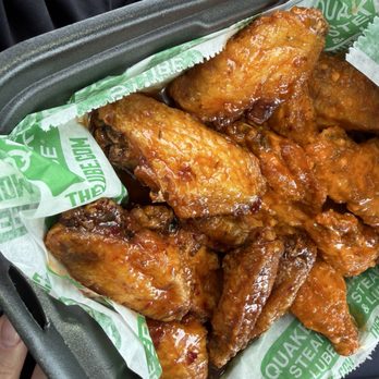 Quaker Steak & Lube - Bone-In Wings Single (10) - Chicken Wings Near Me - Bloomsburg, Pennsylvania Quaker Steak & Lube - Bone-In Wings Single (10) - Chicken Wings Near Me - Bloomsburg, Pennsylvania