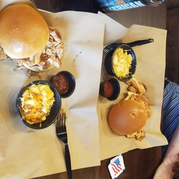 Mission BBQ - Pulled chicken with macaroni and cheese - Barbeque Near Me - Pittsburgh, Pennsylvania