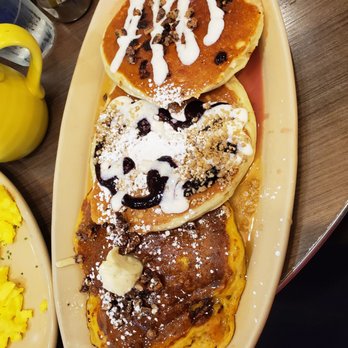 Snooze, an A.M. Eatery - Pancake flight - Breakfast & Brunch Near Me - Centennial, Colorado