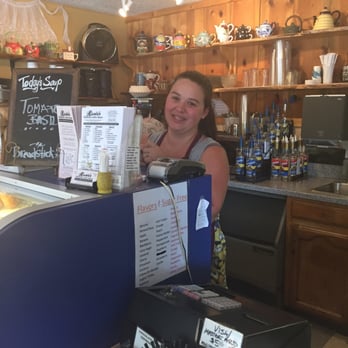 Rosie's Mountain Coffee House - Friendly staff, lots of choices for made to order sandwiches.  Homemade soups and oh the salads! - Bakeries Near Me - Mill City, Oregon