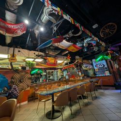 Monserrate Restaurant Bar & Grill - Small dining area indoors