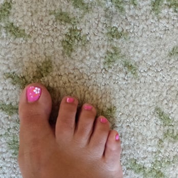 Bebee Nails & Spa - Bad picture bad lighting but they came out very pretty - Nail Salons Near Me - Redding, California