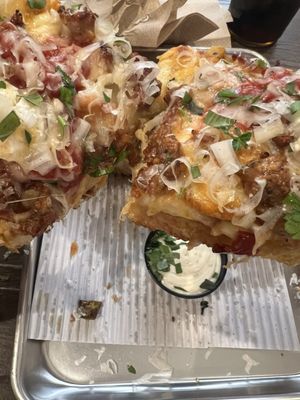 Descendant Detroit Style Pizza by null