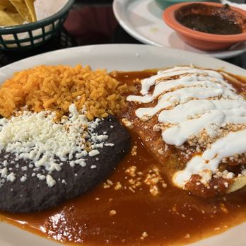 Sabroso - Chili Relleno - Mexican Near Me - Maplewood, Missouri Sabroso - Chili Relleno - Mexican Near Me - Maplewood, Missouri