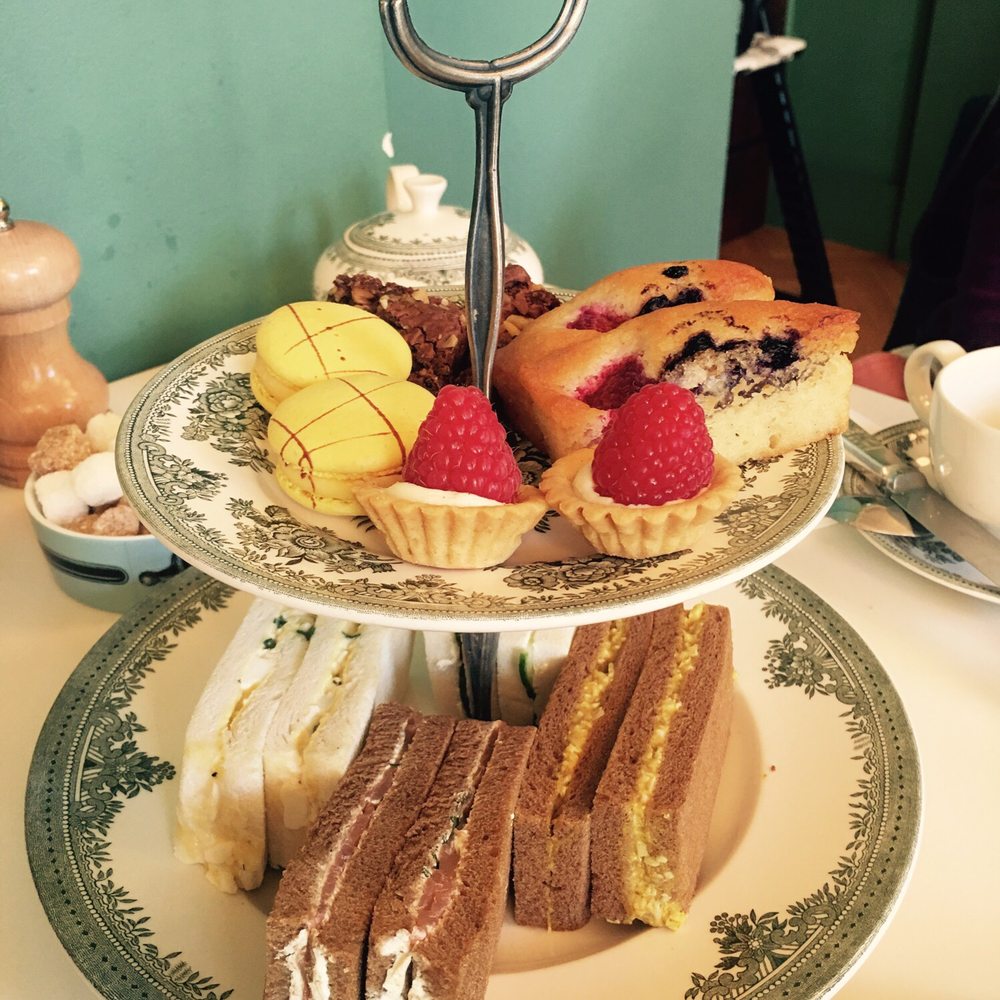 Wellcome Collection - Afternoon tea - Museums Near Me - London, XGL