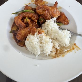 Dorn Michelle's - Firecracker chicken - New American Near Me - Castroville, Texas Dorn Michelle's - Firecracker chicken - New American Near Me - Castroville, Texas
