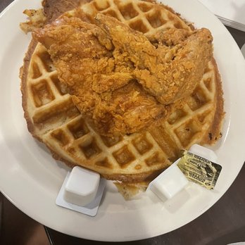 Amy Ruth's - The Rev. Al Sharpton Waffle w/ Fried Chicken Breast - Southern Near Me - New York, New York