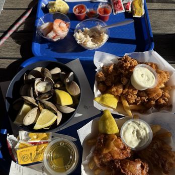 Ecola Seafoods - Seafood Near Me - Cannon Beach, Oregon