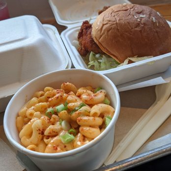Ma'ono Fried Chicken - Sandwiches Near Me - Seattle, Washington