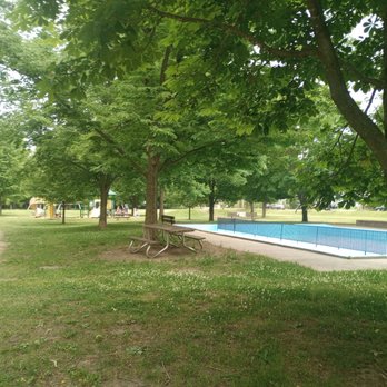 Brantwood Park - Wading pool and newer play structure in the distance. - Parks Near Me - Ottawa, Ontario Brantwood Park - Wading pool and newer play structure in the distance. - Parks Near Me - Ottawa, Ontario