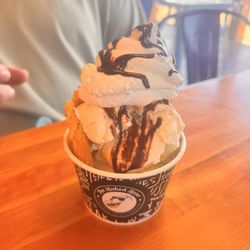 The Baked Bear - Ice cream sundae