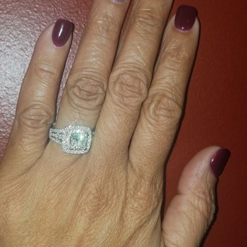 Halo nail spa - Nail Salons Near Me - Laurelton, New York