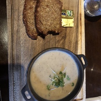 Brogans Bar & Restaurant - Pubs Near Me - Ennis, CE