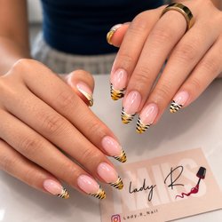 Lady R Nail Spa
