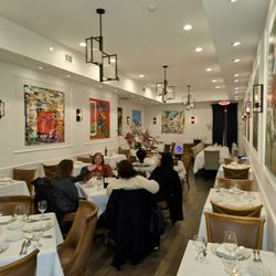 Saveur Creole - Side dining room