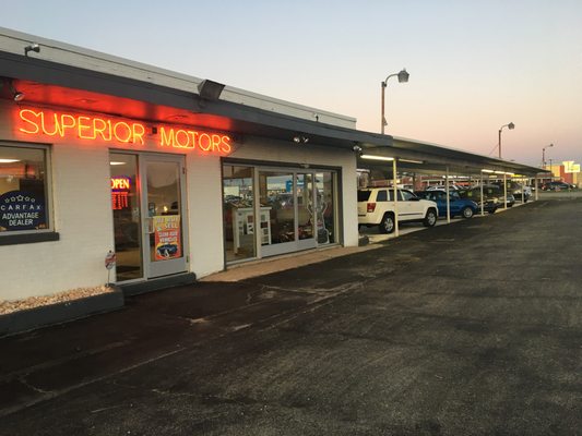 Superior Motors by null