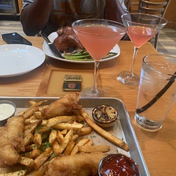 Matchbox - Cosmos were delightful! Fish & Chips were pretty good. Husband had Crispy Half Chicken & it was great. - Pizza Near Me - Washington, DC, District of Columbia